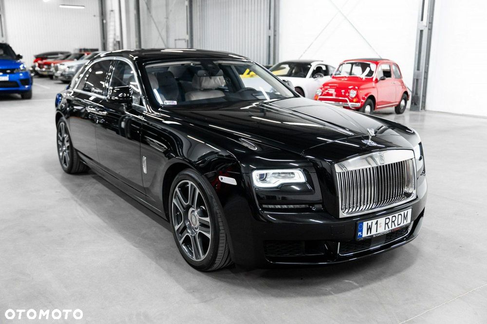 Rolls-Royce Ghost - 3