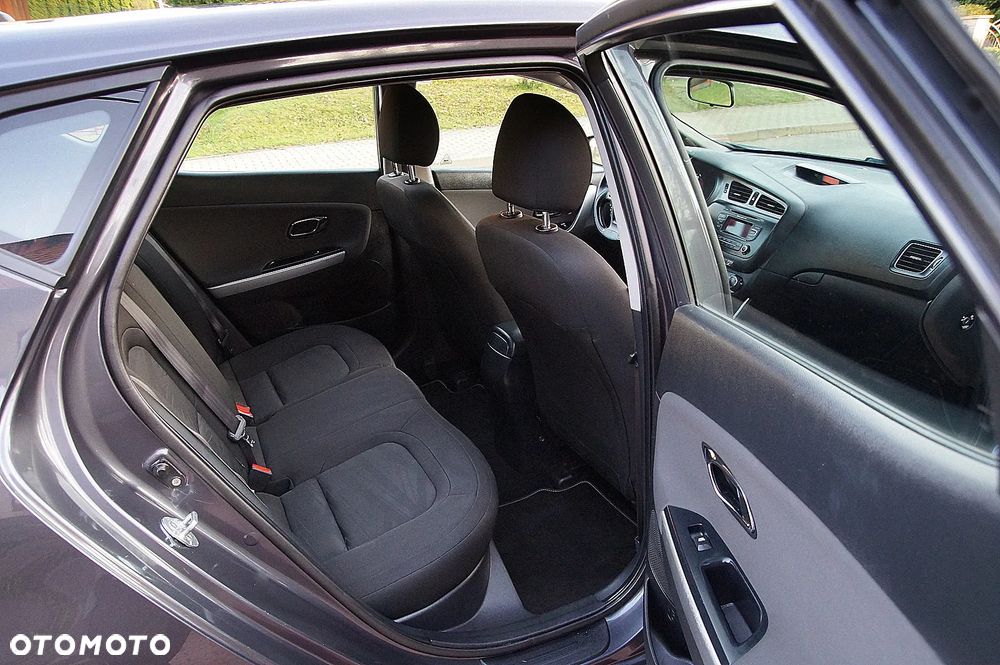 Kia Ceed 1.4 CVVT Attract - 19