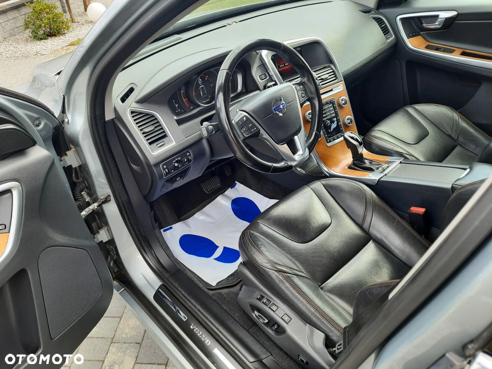 Volvo XC 60 D4 Geartronic Inscription - 11