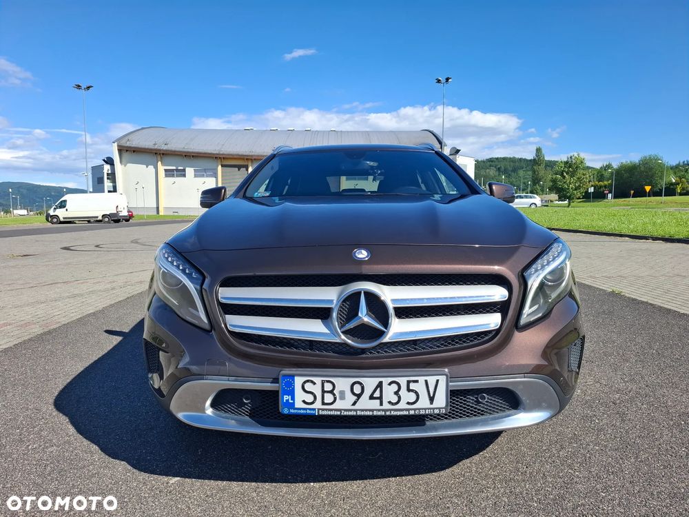 Mercedes-Benz GLA 250 7G-DCT - 8