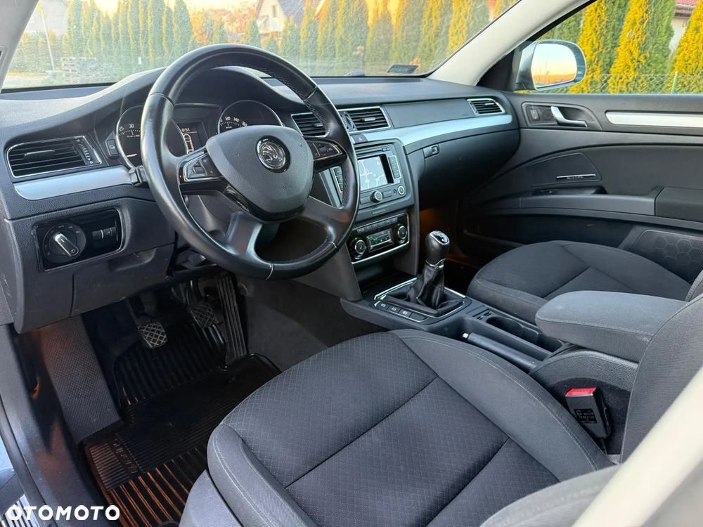 Skoda Superb 2.0 TDI 4x4 Ambition - 5