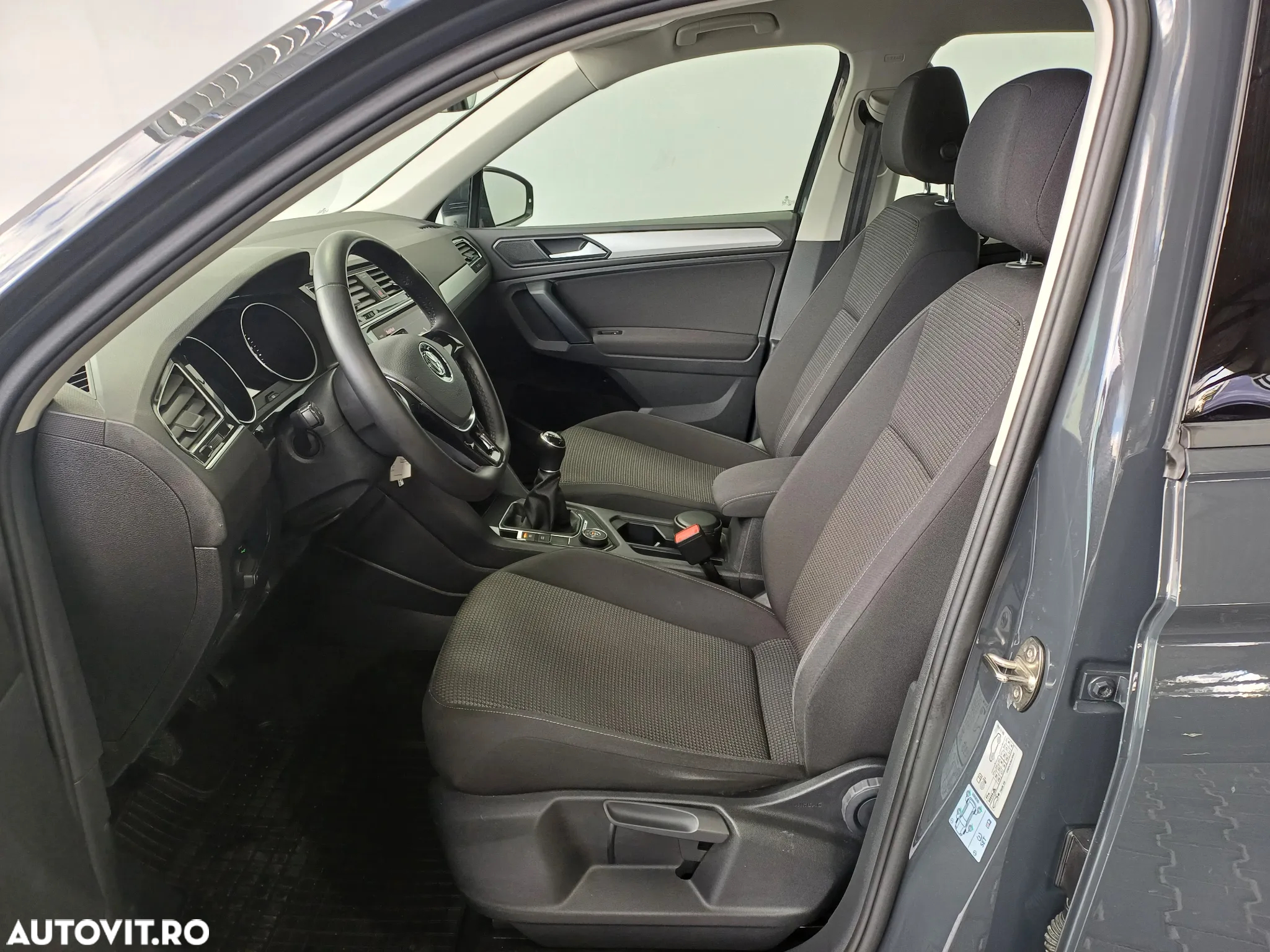 Volkswagen Tiguan 2.0 TDI 4Mot Trendline - 5