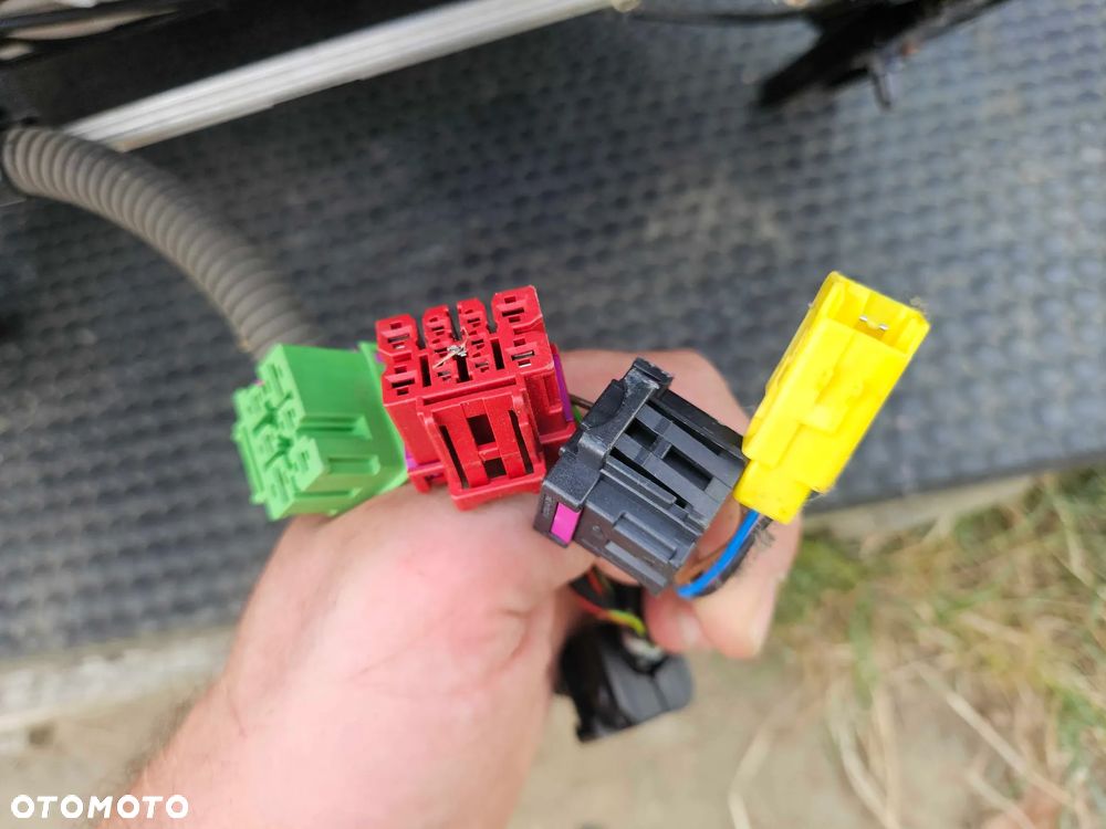 Fotele Fotel Kanapa Skladana Ciemne Grzane Elektryczne Ledzwia Podswietlanie  Audi A4 B8 Kombi Avant - 16