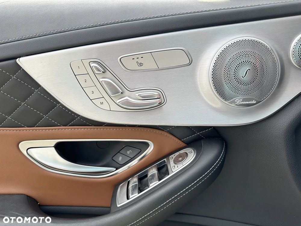 Mercedes-Benz Klasa C AMG 63 Cabrio S AMG Speedshift 7G-MCT Edition 1 - 12