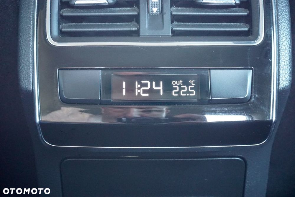 Skoda Superb 2.0 TDI Ambition - 34