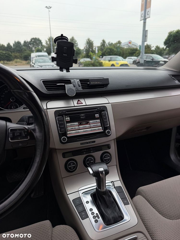 Volkswagen Passat 2.0 TDI DPF DSG Comfortline - 7