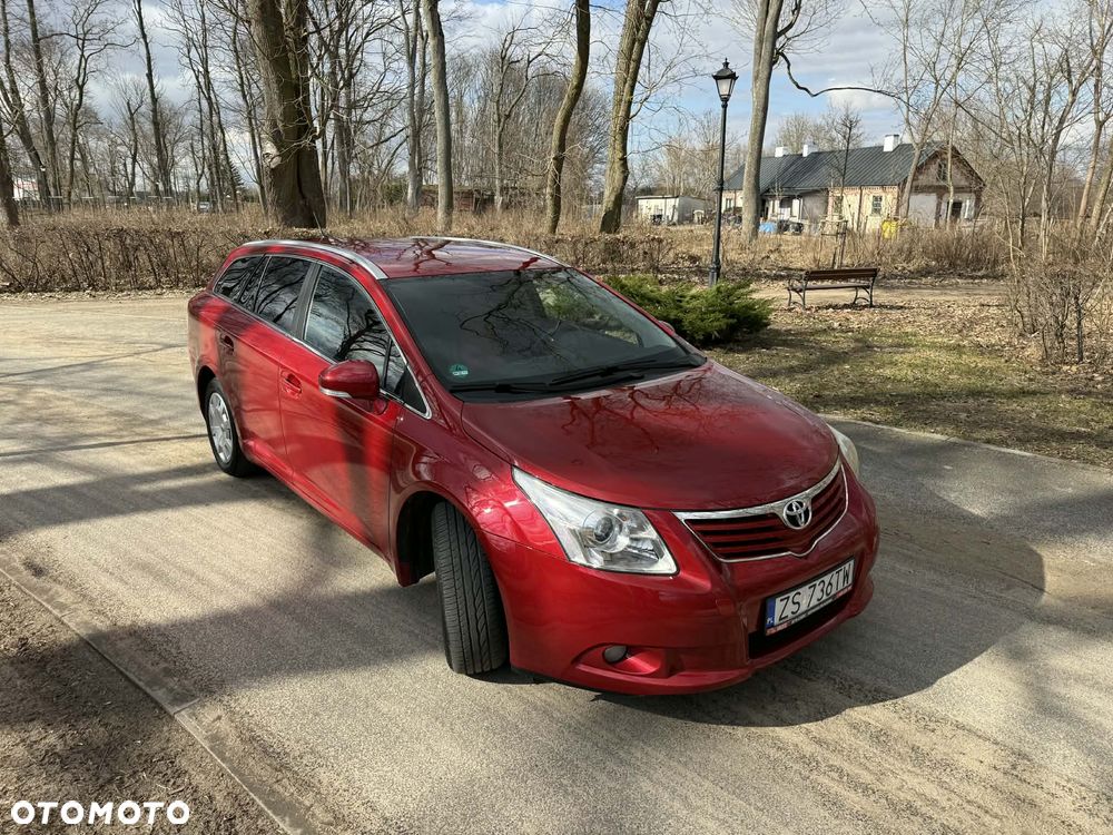 Toyota Avensis 1.8 Sol EU5 - 15