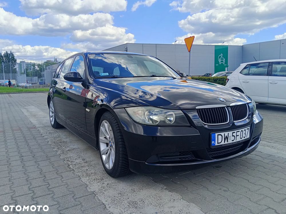 BMW Seria 3 318d - 4