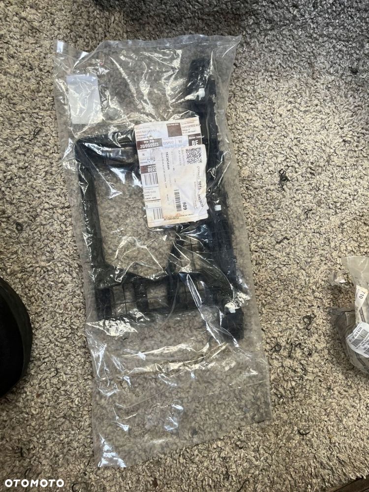 ŚLIZG ZDERZAKA HYUNDAI I30 II TYŁ - 1