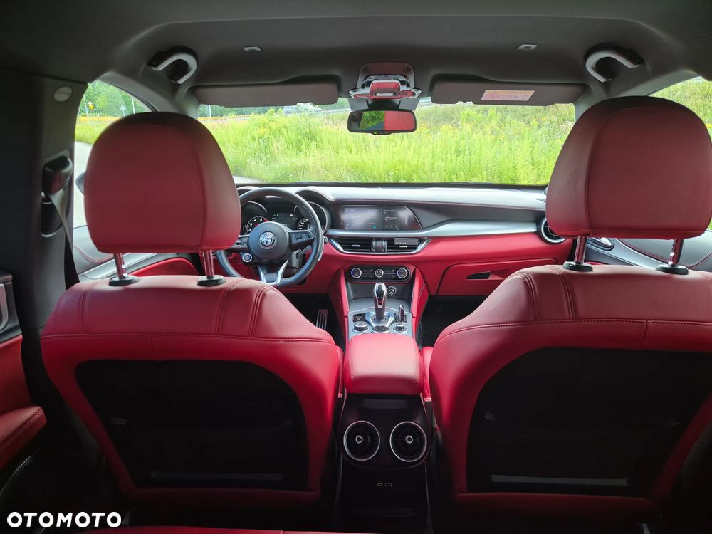 Alfa Romeo Stelvio 2.0 Turbo Veloce Q4 - 14