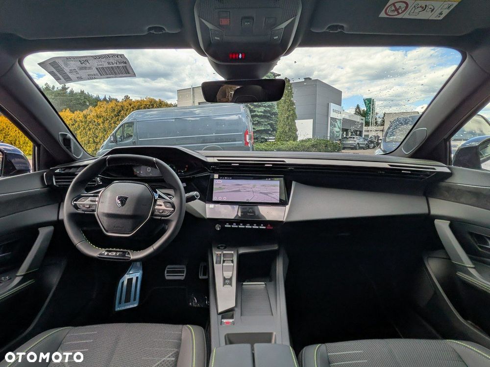 Peugeot 408 - 27