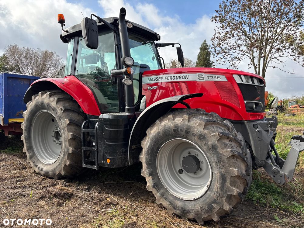 Massey Ferguson 7715S