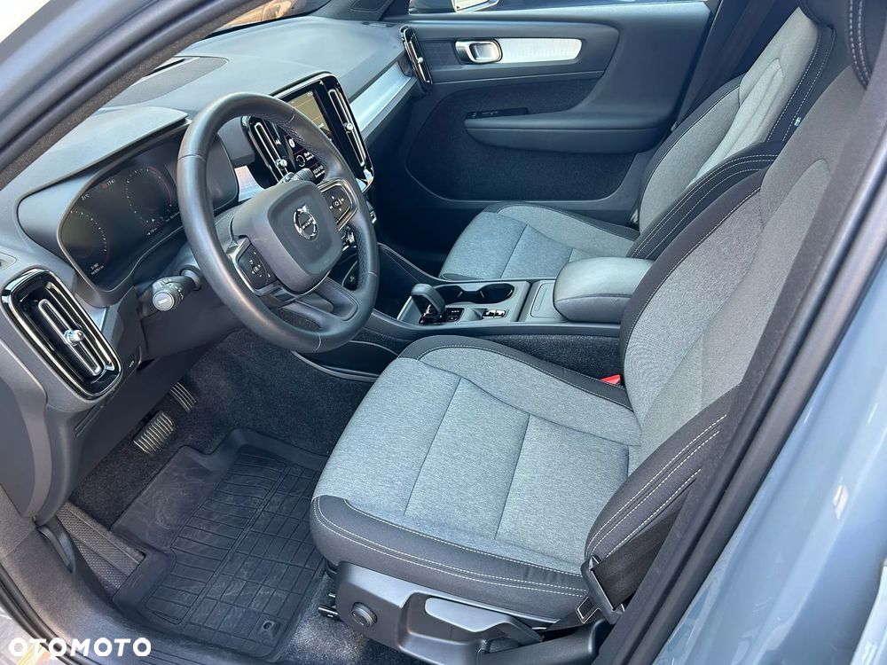 Volvo XC 40 T3 Momentum Pro - 20