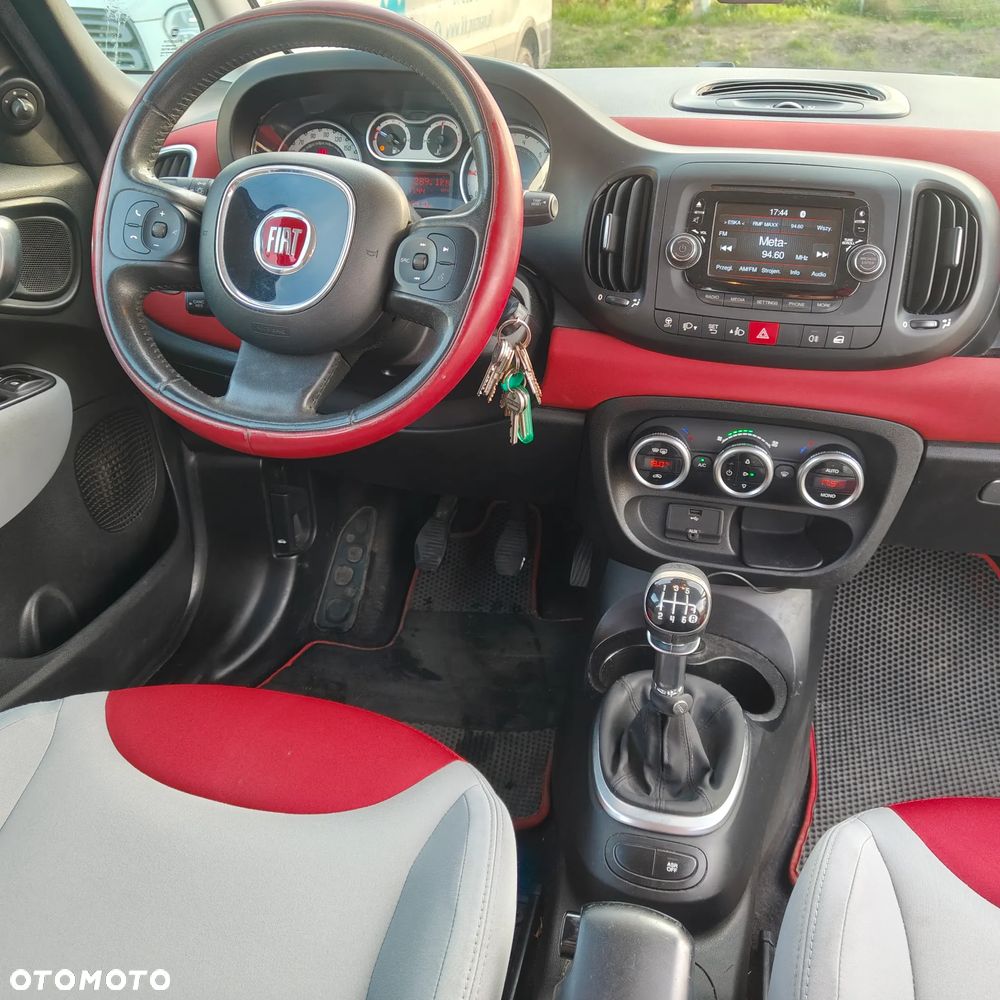 Fiat 500L 1.4 16V Opening Edition - 16