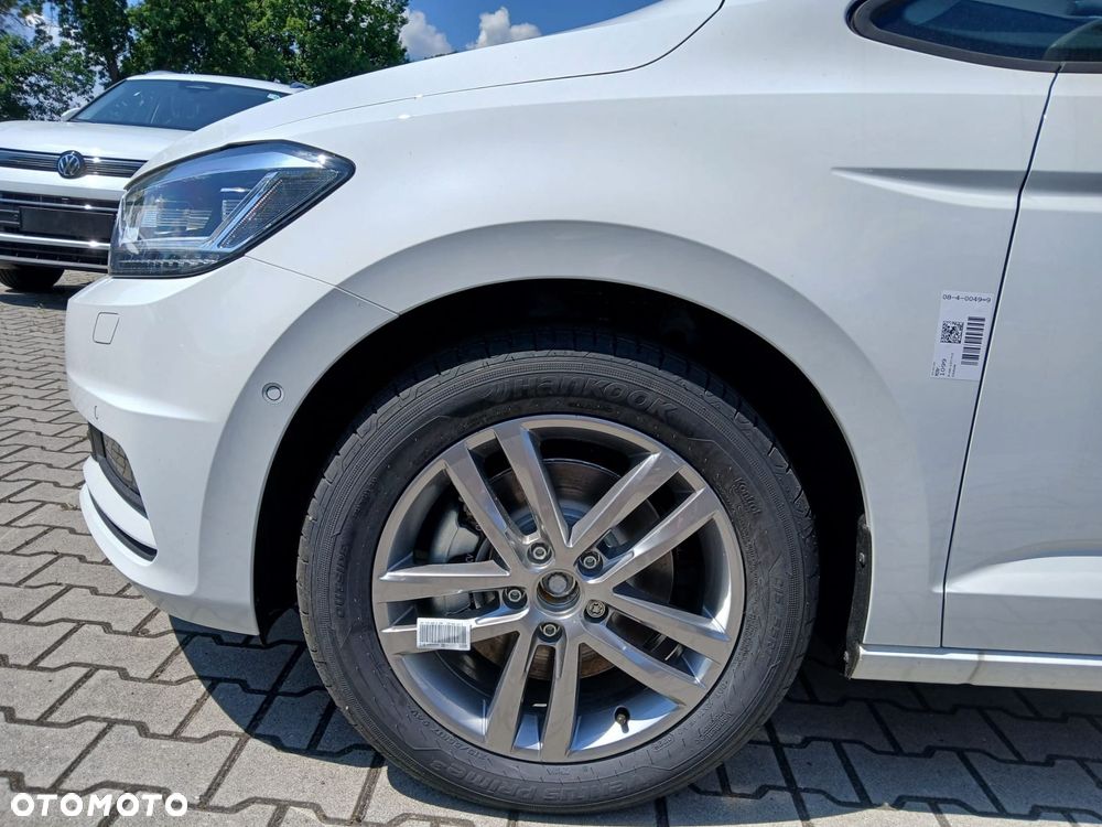 Volkswagen Touran - 21