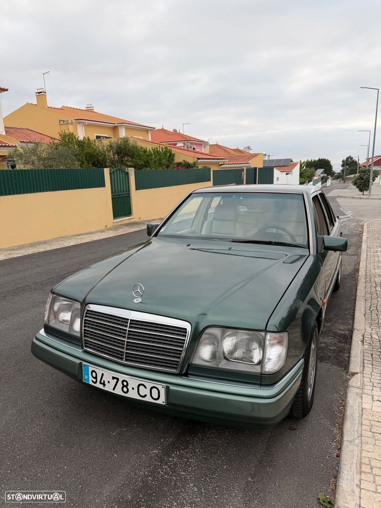 Mercedes-Benz W124 (1984-1997) 250 D Turbo - 1