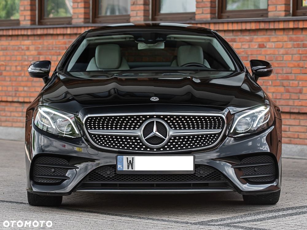 Mercedes-Benz Klasa E 300 9G-TRONIC AMG Line - 7