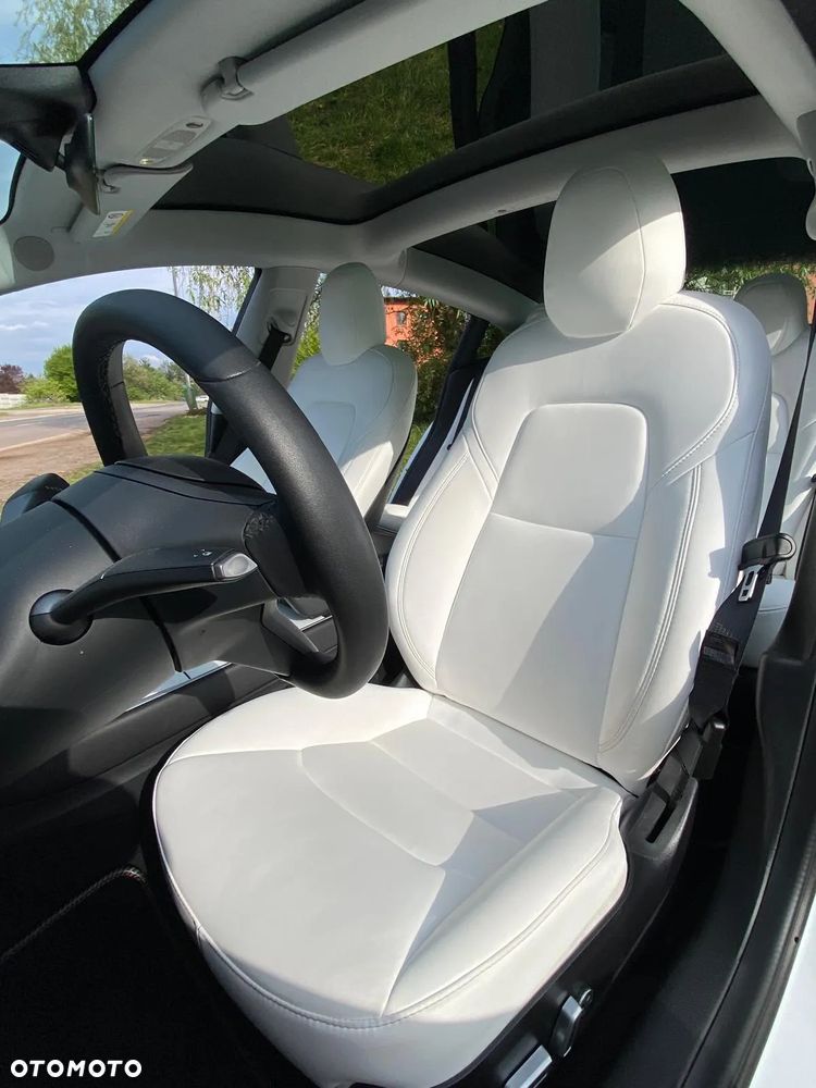 Tesla Model 3 - 27