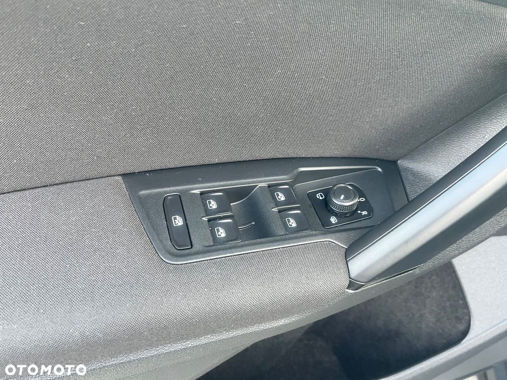 Volkswagen Tiguan - 8