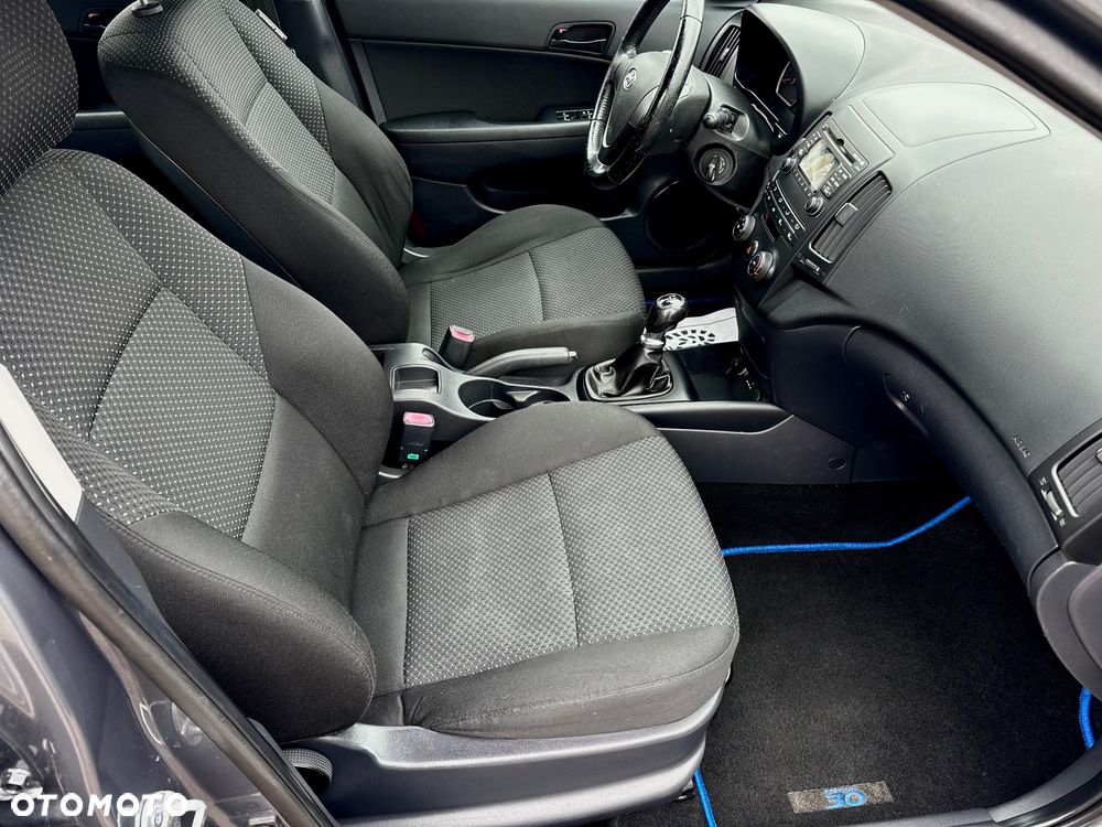 Hyundai i30 1.4 Comfort - 13