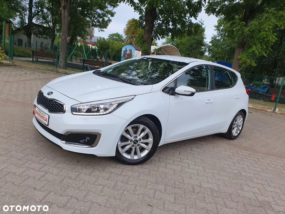 Kia Ceed 1.6 GDI XL - 28