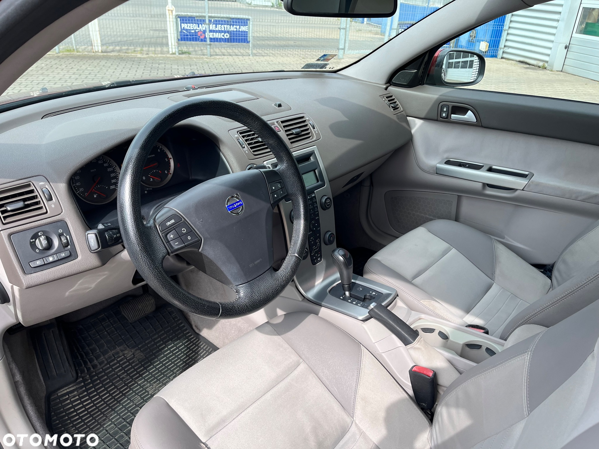 Volvo S40 2.4D5 - 9