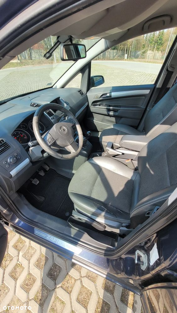 Opel Zafira 1.9 CDTI Cosmo - 6