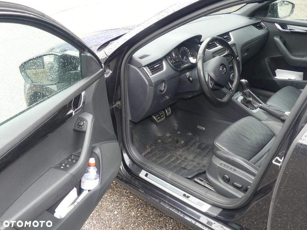 Skoda Octavia 2.0 TSI RS 230 DSG - 9