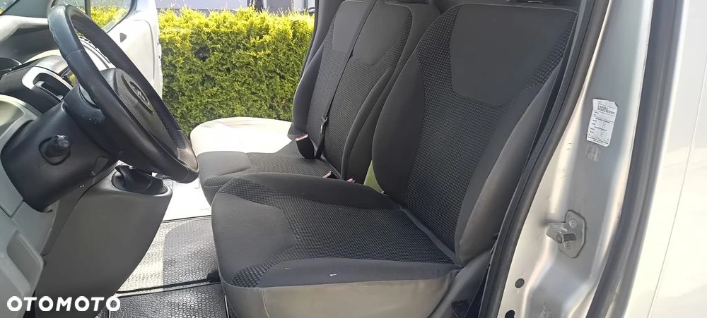 Opel VIVARO - 10