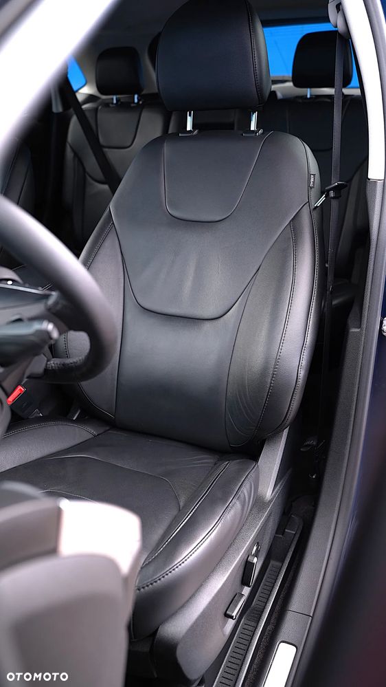 Ford Edge 2.0 TDCi Twin-Turbo 4WD Titanium - 25