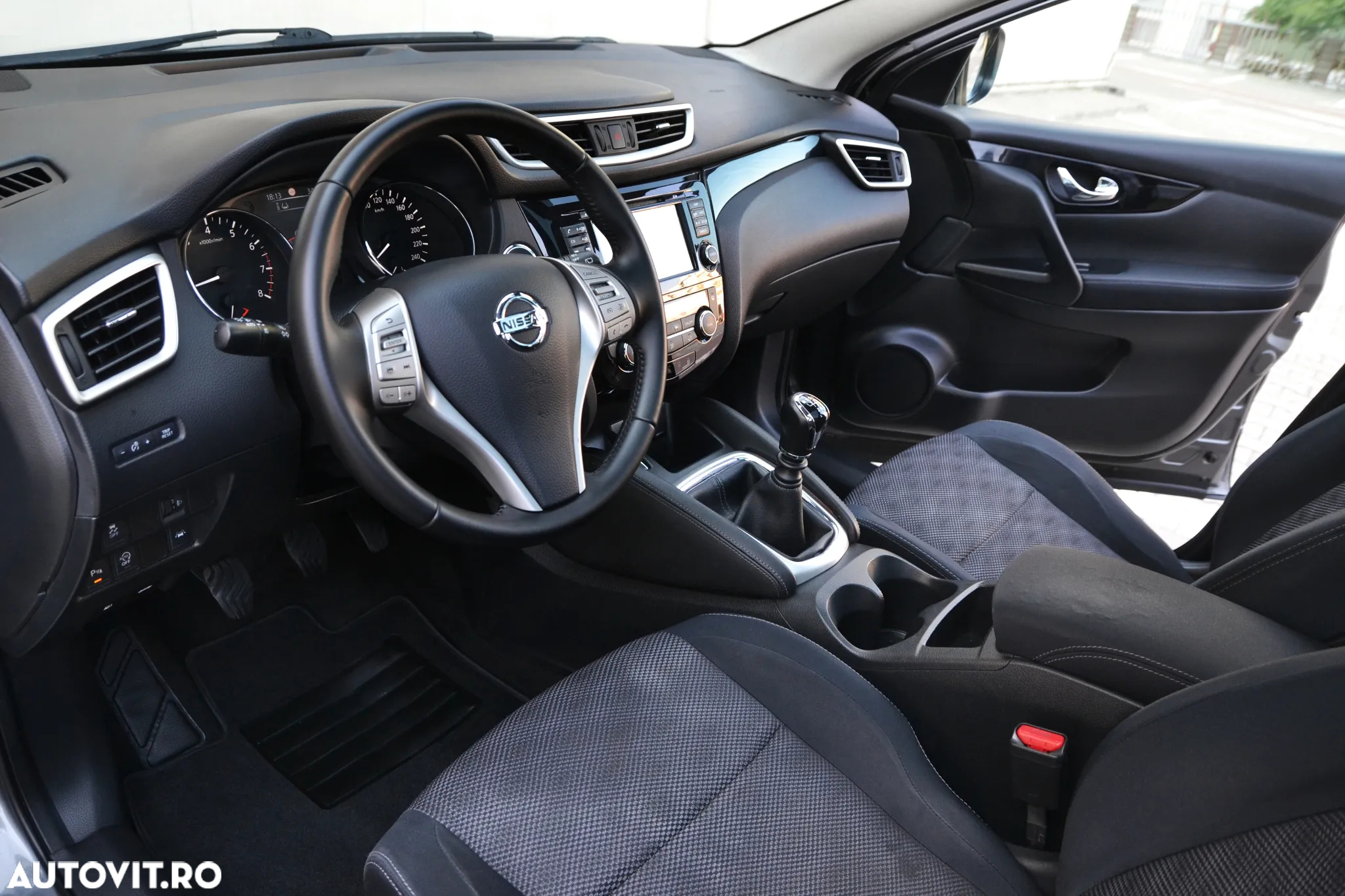 Nissan Qashqai 1.2 DIG-T Start/Stop Tekna - 8