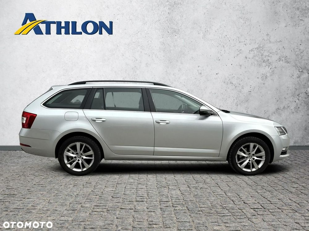 Skoda Octavia 1.5 TSI ACT Style DSG - 6