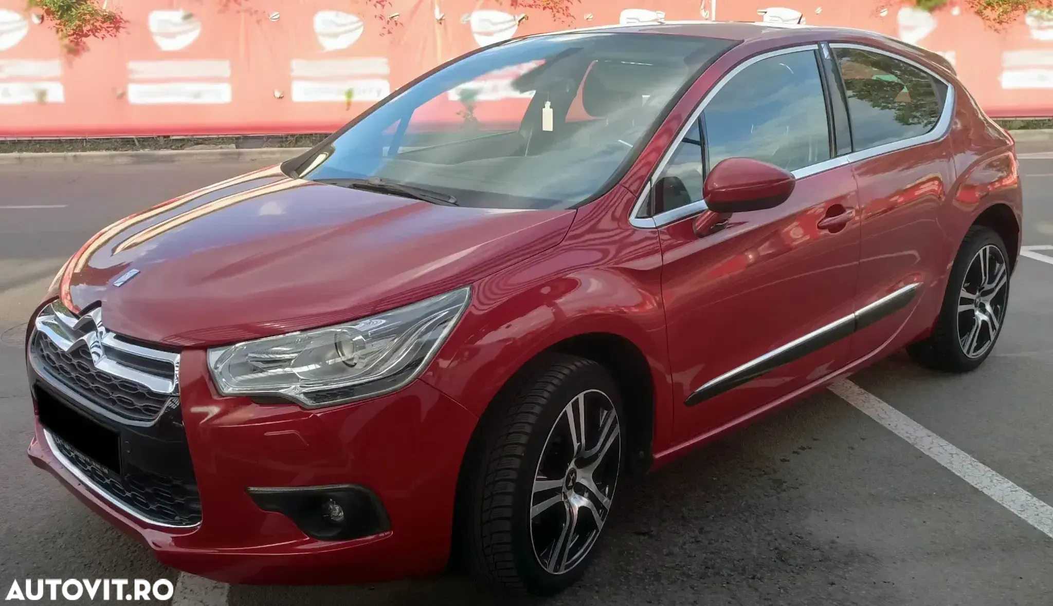 Citroën DS4 e-HDi 110 EGS6 SoChic - 2