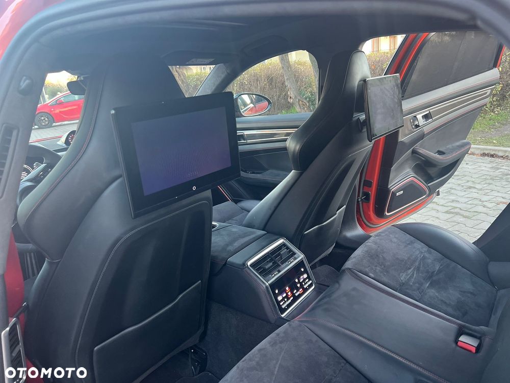 Porsche Panamera GTS - 22