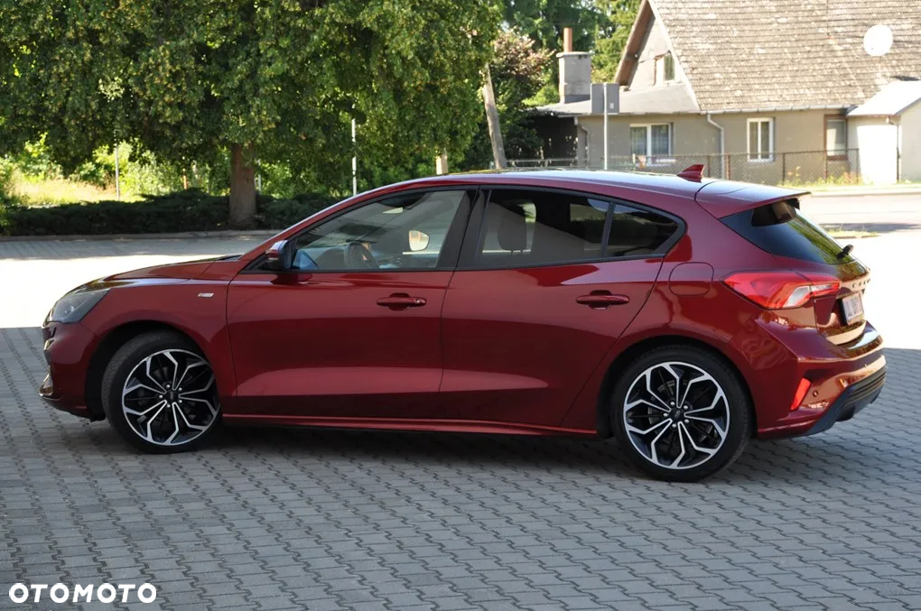 Ford Focus Turnier 1.5 EcoBoost Start-Stopp-System ST-LINE - 26