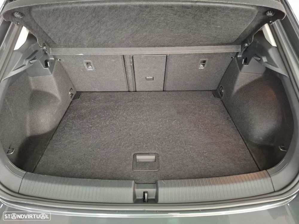 VW T-Roc 1.0 TSI Urban - 23