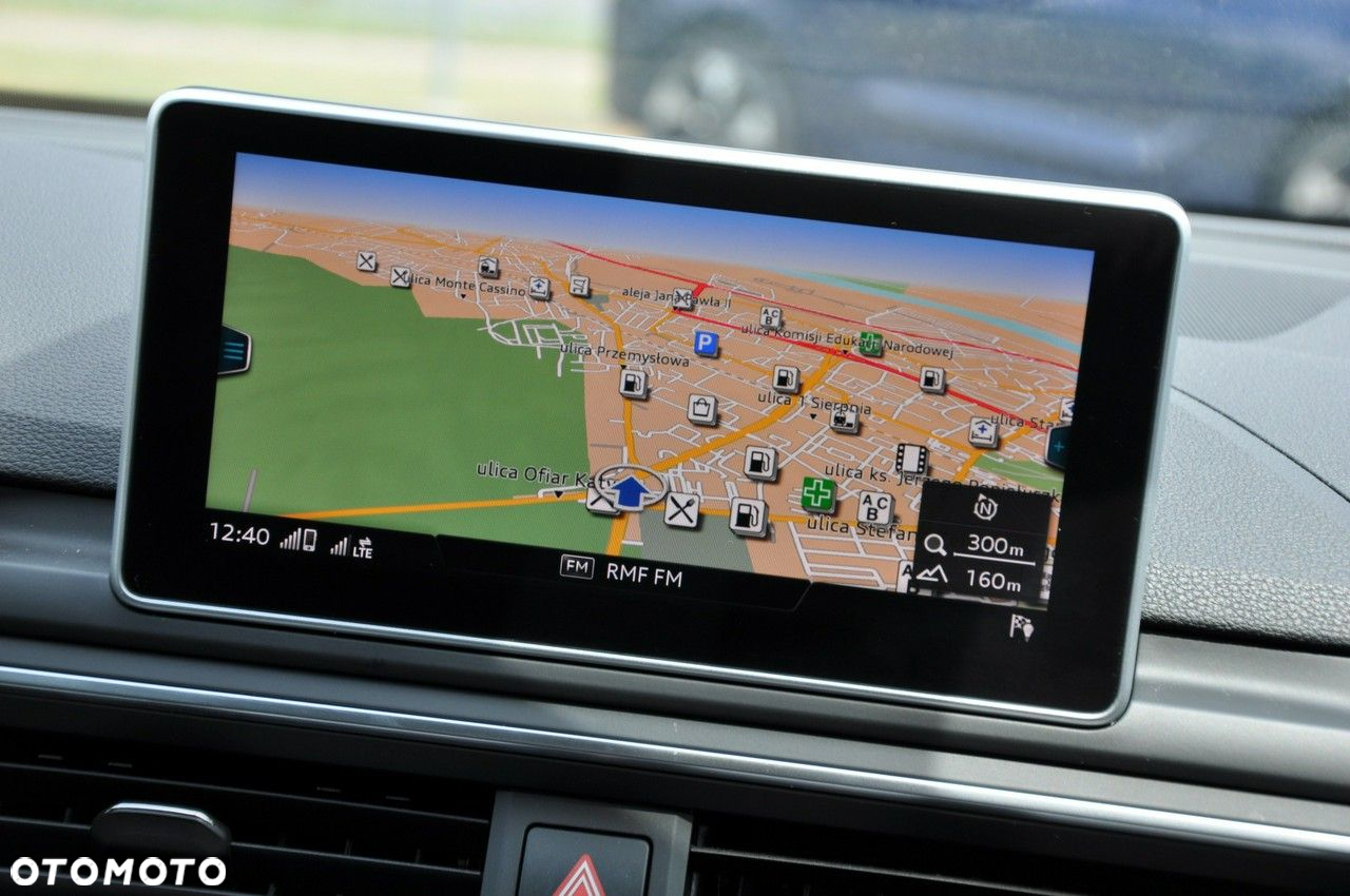 Audi A4 40 TDI S Line S tronic - 28