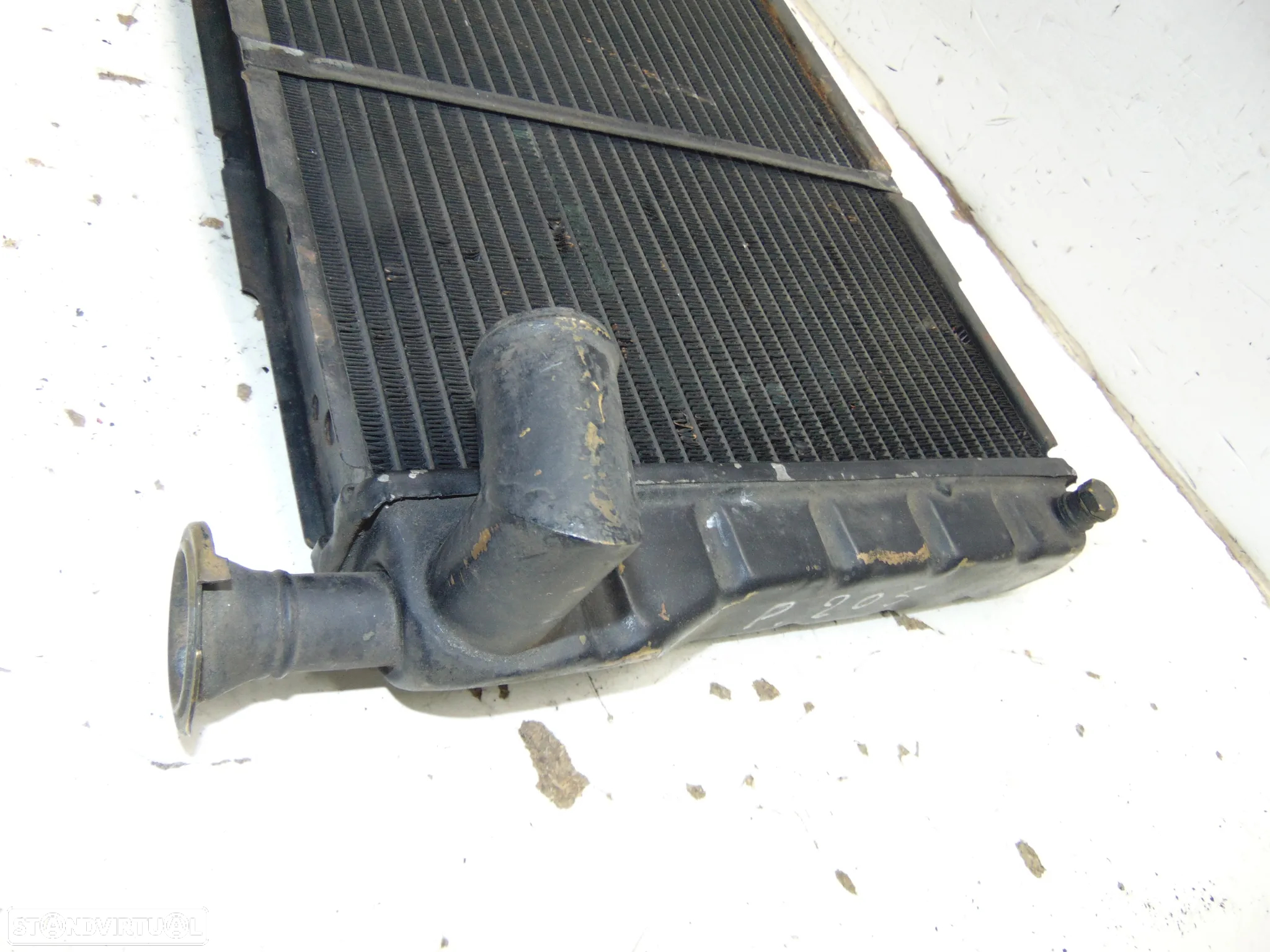 Peugeot 205 radiador - 8