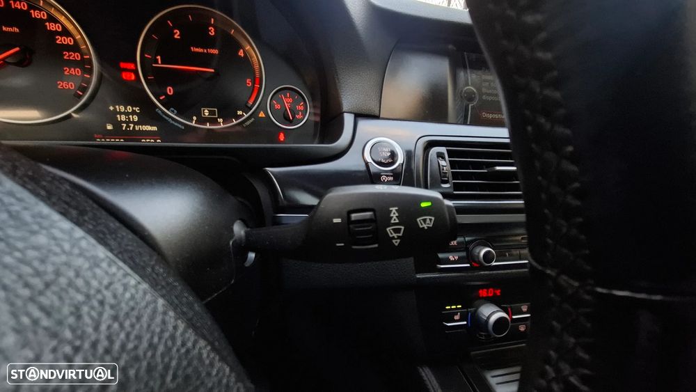 BMW 520 d Luxury Line - 39