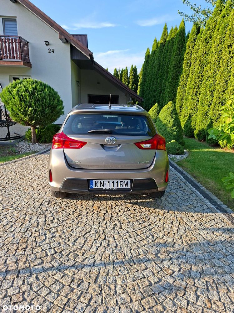 Toyota Auris - 3