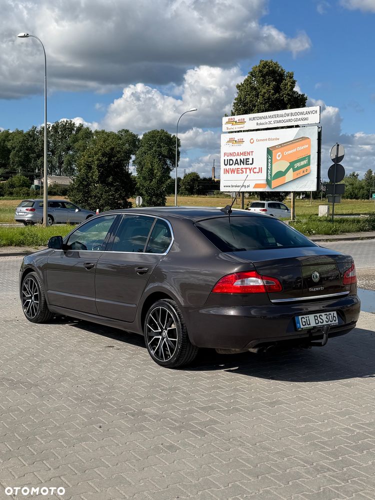 Skoda Superb 1.8 TSI DSG Exclusive - 4