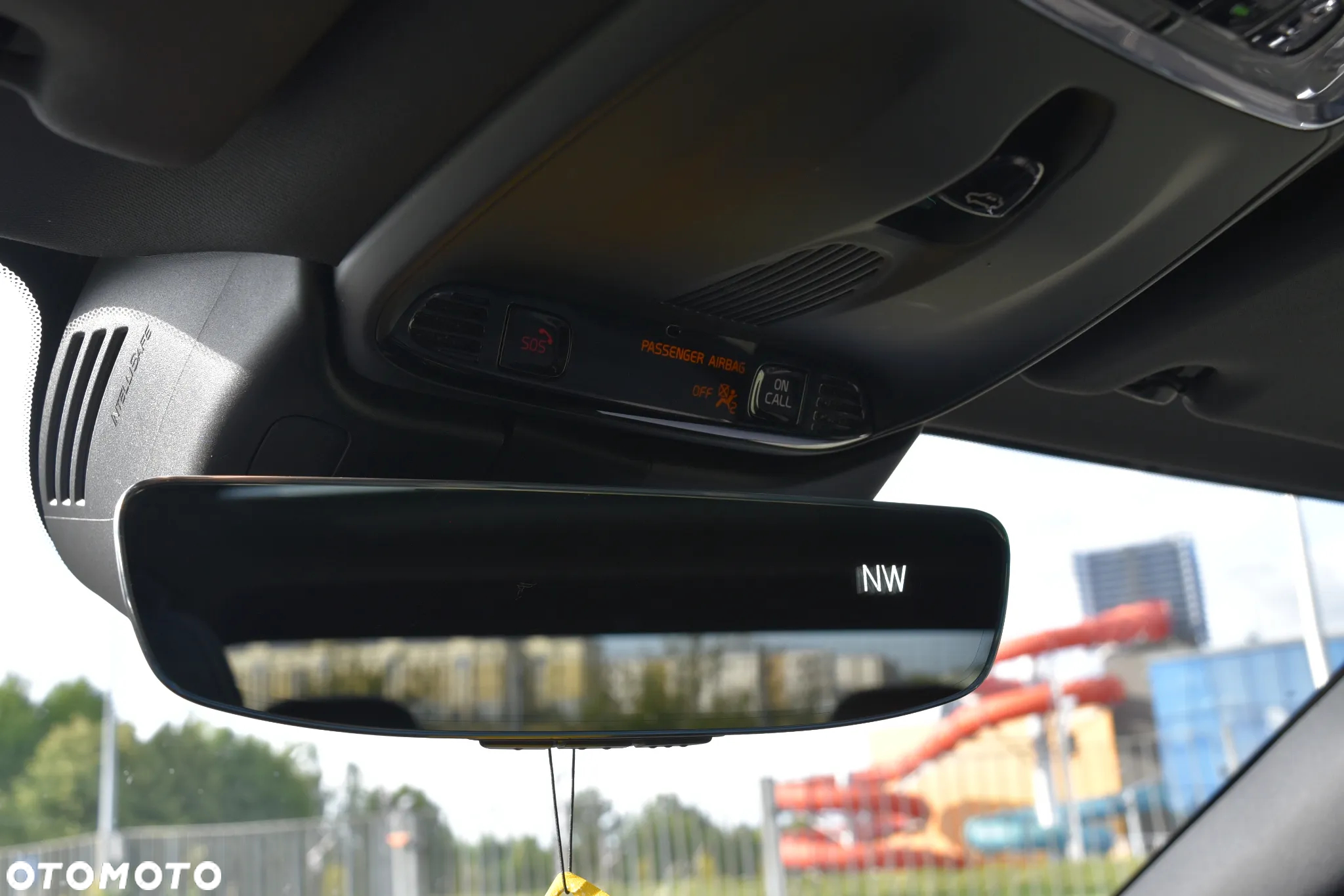Volvo S60 T5 R-Design - 39