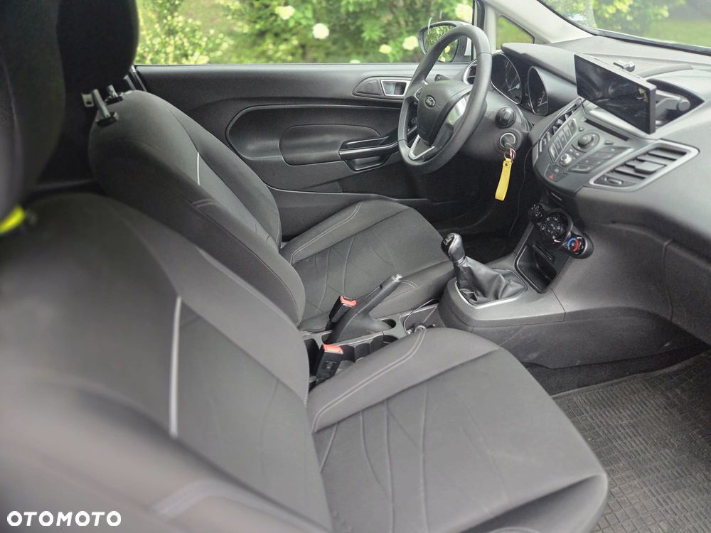 Ford Fiesta 1.25 Trend EU5 - 17