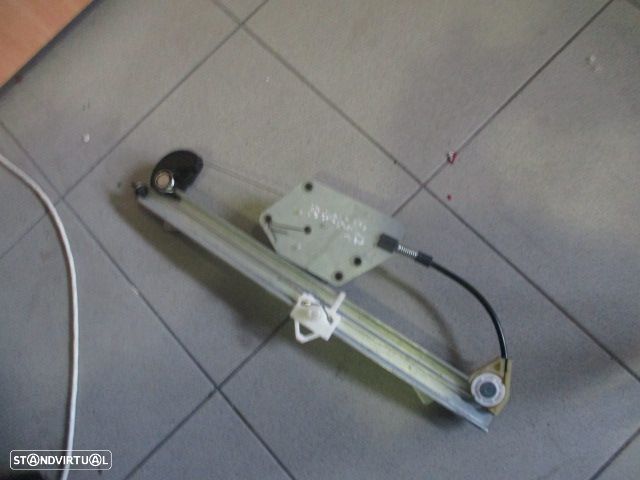 Elevador Sem Motor 020724 BMW E87 2008 5P TE - 3