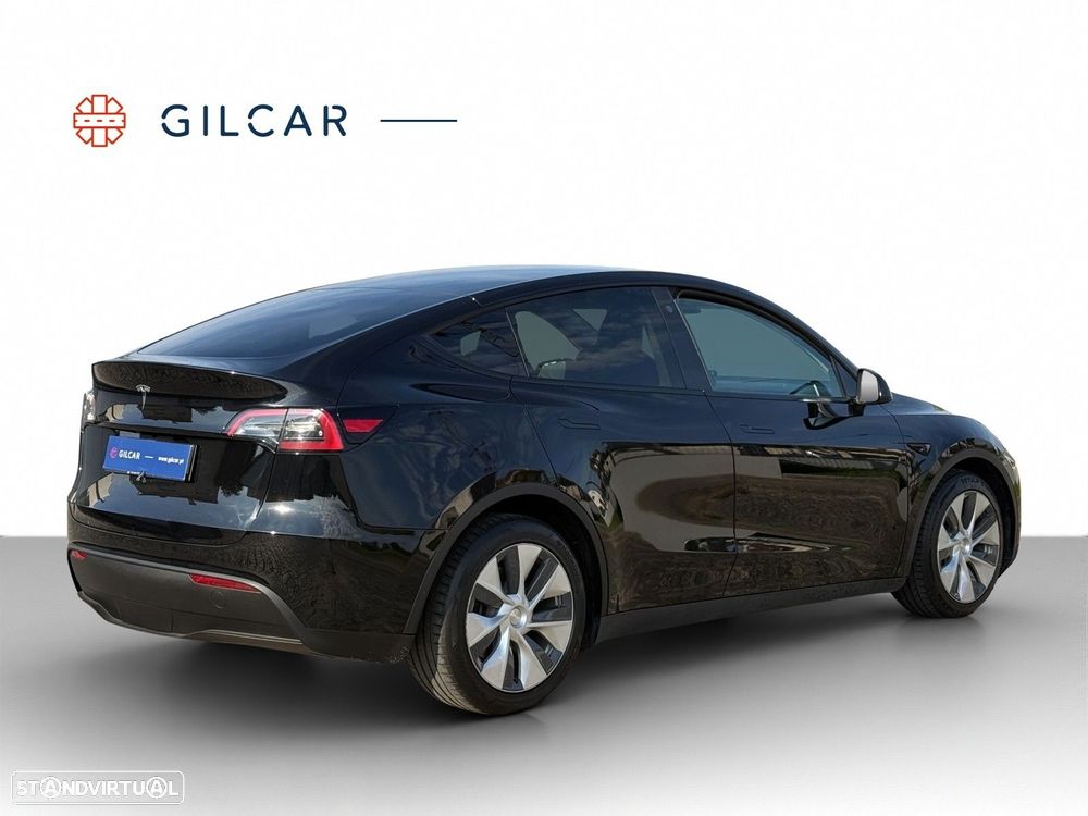 Tesla Model Y Standard RWD - 7