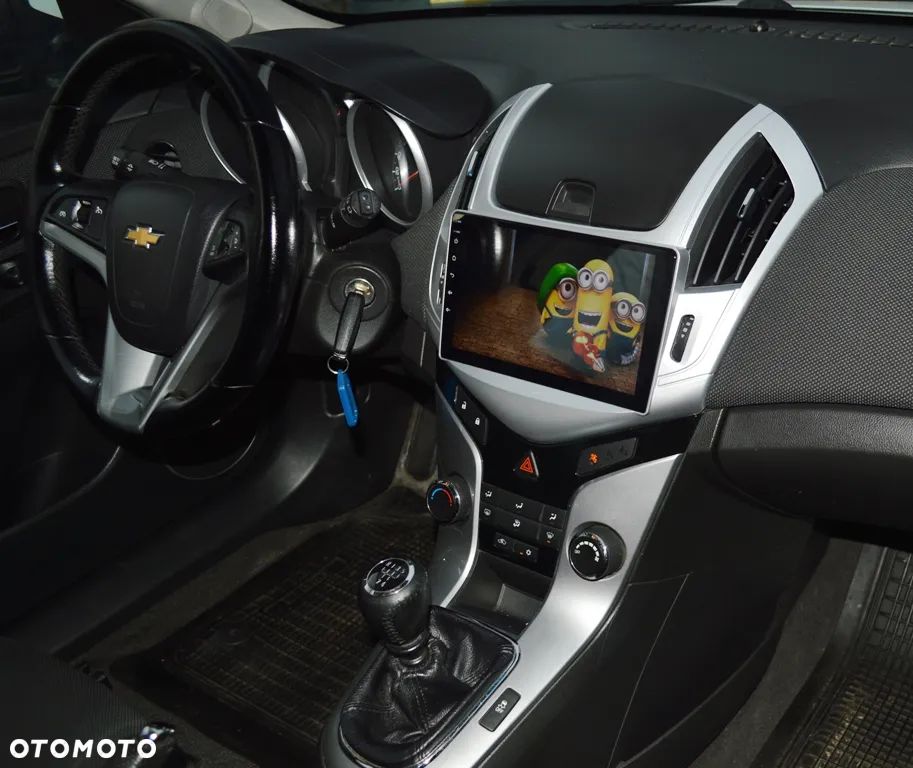 Chevrolet Cruze - 34