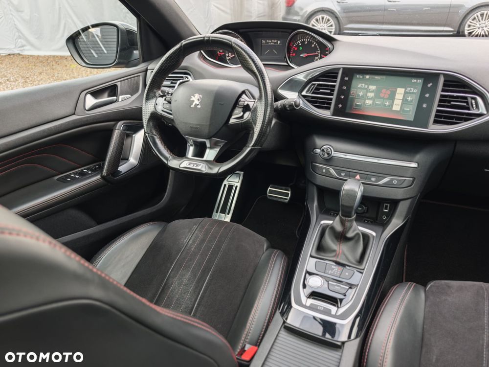 Peugeot 308 SW BlueHDi 180 EAT6 GT - 12