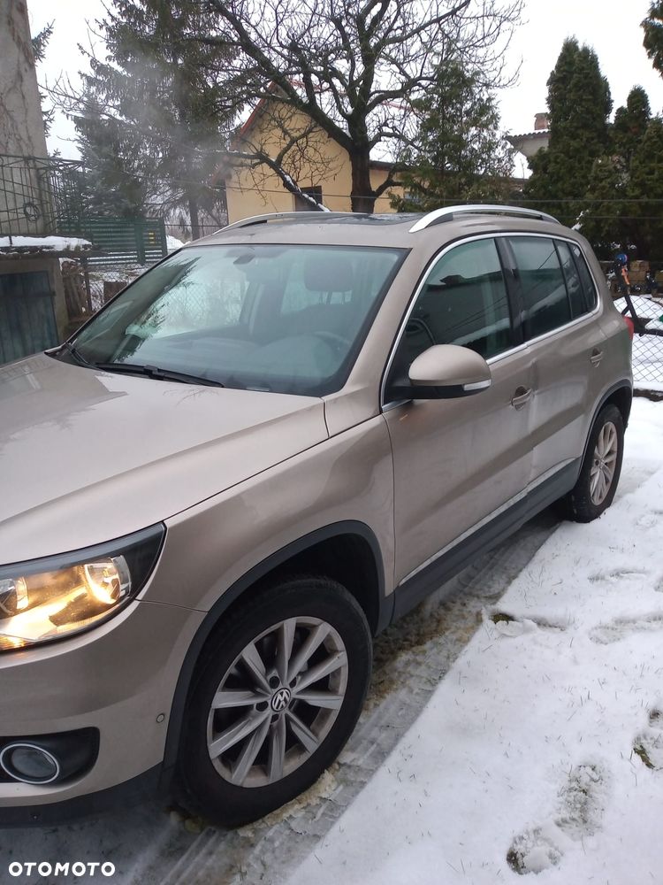 Volkswagen Tiguan 2.0 TDI DPF 4Motion BlueMotion Technology Track & Field - 3