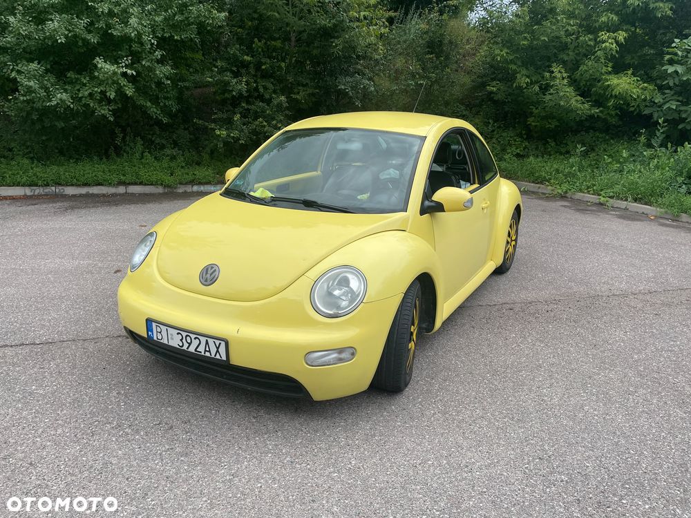 Volkswagen New Beetle - 2