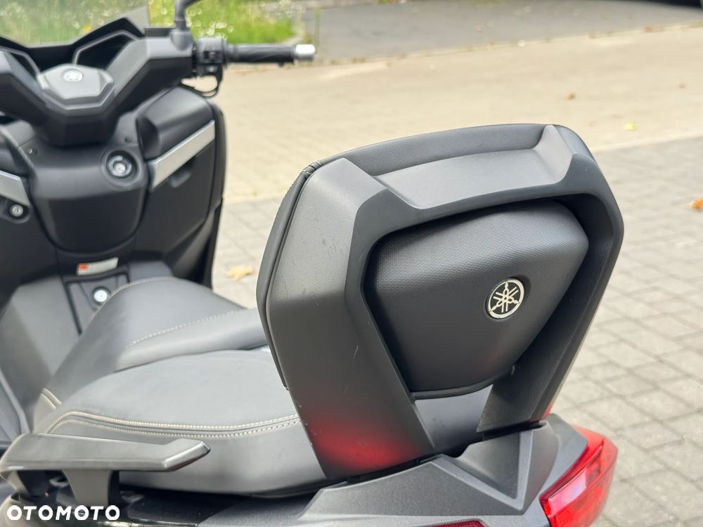 Yamaha X-max - 10